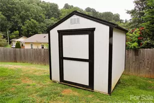 9 Half Moon Dr, Swannanoa, NC 28778 - Photo 22