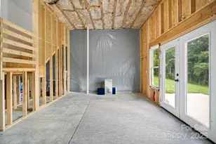8 Green Tree Ln, Asheville, NC 28805 - Photo 32