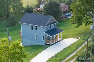 8 Green Tree Ln, Asheville, NC 28805 - Photo 36