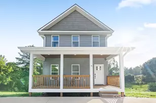 8 Green Tree Ln, Asheville, NC 28805 - Photo 1