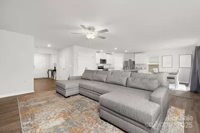 9025 Creedmore Hills Drive, Charlotte, NC 28214 - Photo 6