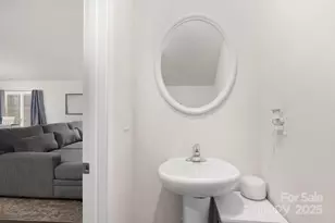 9025 Creedmore Hills Dr, Charlotte, NC 28214 - Photo 14