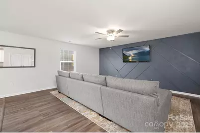 9025 Creedmore Hills Drive, Charlotte, NC 28214 - Photo 4