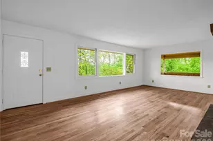 200 Little Wings Mountain Rd, Columbus, NC 28722 - Photo 12