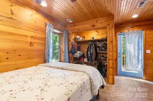 118 Blossom Rd, Brevard, NC 28712 - Photo 8