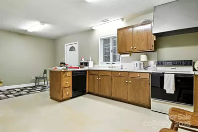 530 5th Street NW, Hickory, NC 28601 - Photo 28