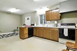 530 5th St NW, Hickory, NC 28601 - Photo 28