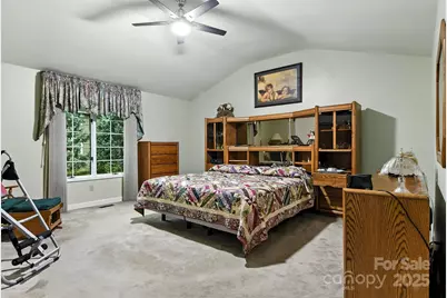 530 5th Street NW, Hickory, NC 28601 - Photo 16