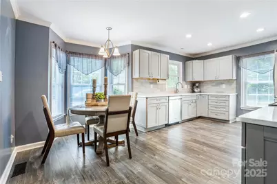 900 Raleigh Court, Gastonia, NC 28054 - Photo 4