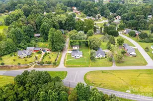 1105 Wildwood Road NE, Lenoir, NC 28645 - Photo 38