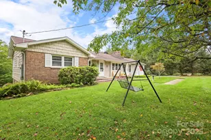 1074 Nikanor Rd, West Jefferson, NC 28694 - Photo 4