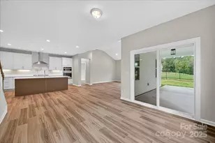 7926 Rolling Wheels Rd, Charlotte, NC 28215 - Photo 16