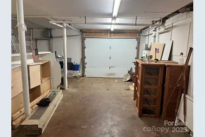 3506 Springs Road NE, Hickory, NC 28601 - Photo 10