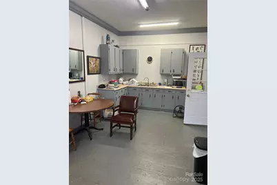 3506 Springs Road NE, Hickory, NC 28601 - Photo 18