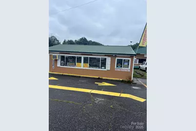 3506 Springs Road NE, Hickory, NC 28601 - Photo 14