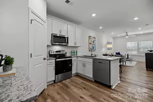 3144 Butler Hl Dr, Matthews, NC 28105 - Photo 4