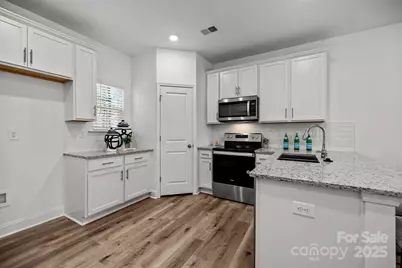 3144 Butler Hill Drive, Matthews, NC 28105 - Photo 2