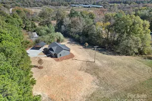 230 E Doc Garris Rd, Lancaster, SC 29720 - Photo 6