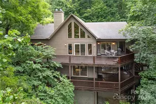 300 Sweet Birch Ln, Tuckasegee, NC 28783 - Photo 2