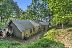 3605 Skyuka Mountain Rd, Columbus, NC 28722 - Photo 24