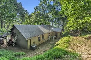 3605 Skyuka Mountain Rd, Columbus, NC 28722 - Photo 22