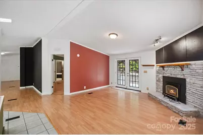 299 Foxtail Heights Drive, Marion, NC 28752 - Photo 4