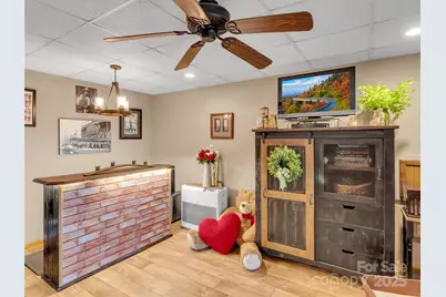 346 Wendy Way, Clyde, NC 28721 - Photo 24