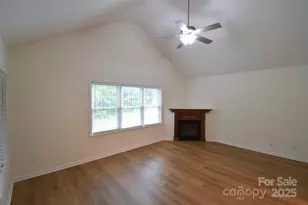 542 Queen Brogan Ct, Gastonia, NC 28054 - Photo 18