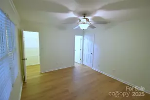 542 Queen Brogan Ct, Gastonia, NC 28054 - Photo 32