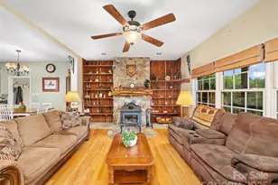 2216 Beans Creek Rd, Bakersville, NC 28705 - Photo 4