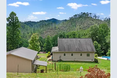 2216 Beans Creek Road, Bakersville, NC 28705 - Photo 36
