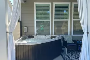 12417 Old Iron Ln, Charlotte, NC 28215 - Photo 32