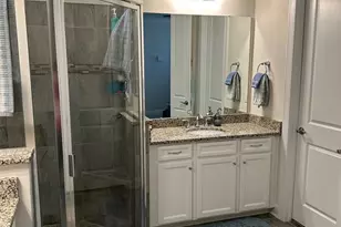 12417 Old Iron Ln, Charlotte, NC 28215 - Photo 16