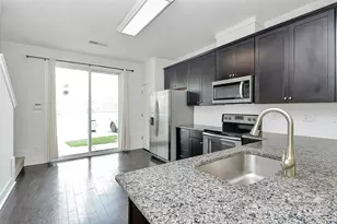 2564 Tranquil Oak Pl, Charlotte, NC 28206 - Photo 12