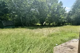 1031 Red Oak Dr, Walnut Cove, NC 27052 - Photo 8