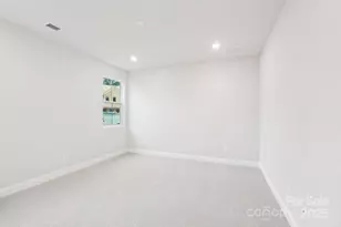 816 Terra Dr, Tega Cay, SC 29708 - Photo 8