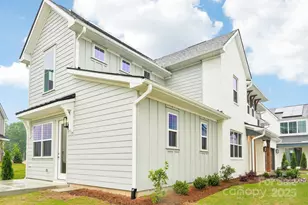 816 Terra Dr, Tega Cay, SC 29708 - Photo 2