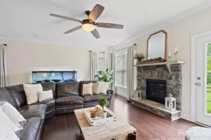 12610 Old Westbury Dr, Cornelius, NC 28031 - Photo 16