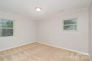 1041 Crowders Creek Rd, Gastonia, NC 28052 - Photo 12