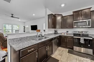 1004 Davis Hls Dr, Dallas, NC 28034 - Photo 2