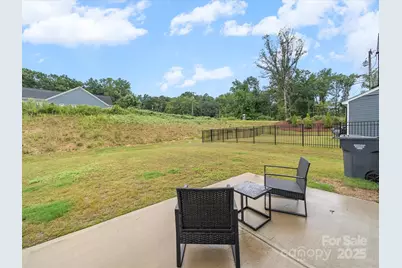 1004 Davis Hills Drive, Dallas, NC 28034 - Photo 18