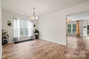 6213 Springbeauty Dr, Charlotte, NC 28227 - Photo 6