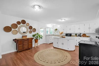 1095 Elm Circle, Granite Falls, NC 28630 - Photo 4