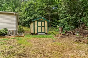 2236 Sisue St, Morganton, NC 28655 - Photo 34