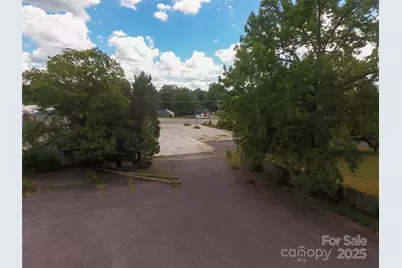 706 S Main Street, Mount Holly, NC 28120 - Photo 14