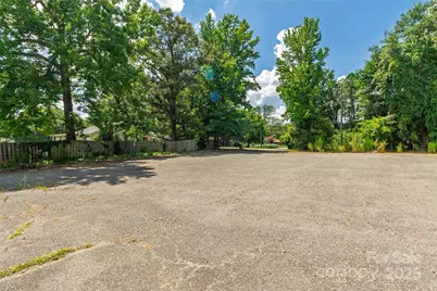 706 S Main Street, Mount Holly, NC 28120 - Photo 6