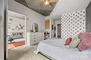 210 N Church St, Charlotte, NC 28202 - Photo 10