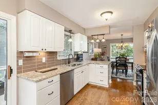 210 Claymoor Ct, Flat Rock, NC 28731 - Photo 12