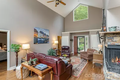 210 Claymoor Court, Flat Rock, NC 28731 - Photo 4