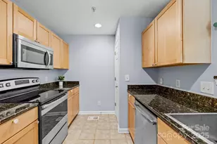 529 Donatello Avenue, Charlotte, NC 28205 - Photo 8